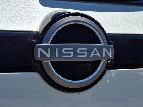 Used 2024 Nissan Pathfinder SL w/ SL Premium Package AWD/4WD image 30