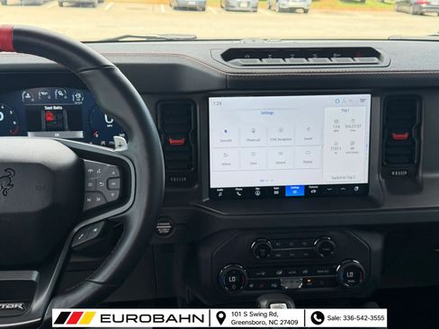 Used 2025 Ford Bronco Raptor AWD/4WD image 13