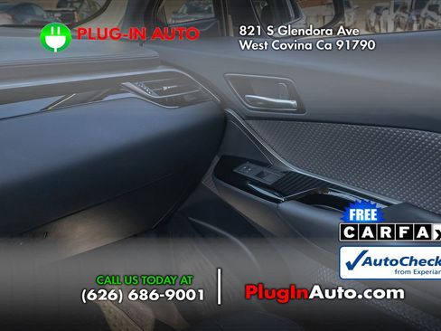 Used 2022 Toyota C-HR Limited image 15