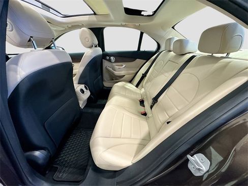 Certified 2018 Mercedes-Benz C 300 4MATIC Sedan image 25