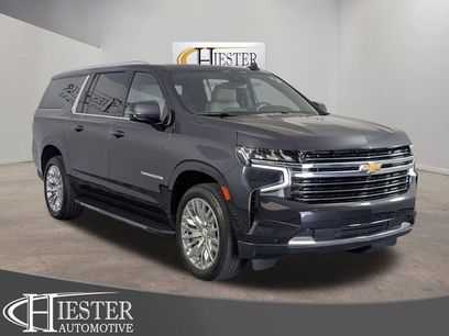 Used 2023 Chevrolet Suburban LT w/ Luxury Package