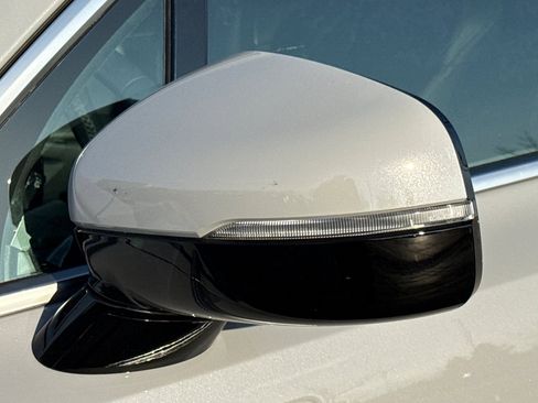 Certified 2025 Kia Sorento S image 54