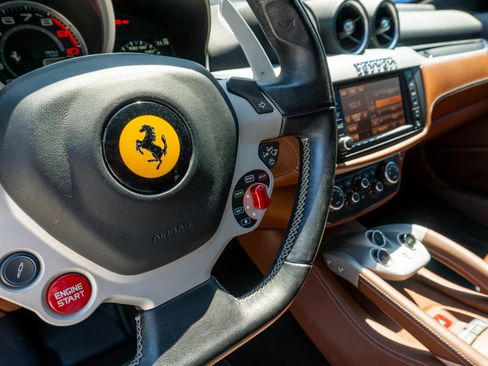 Used 2012 Ferrari FF AWD/4WD image 71