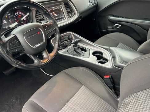 Used 2019 Dodge Challenger GT image 10