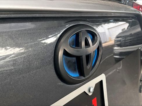 Used 2021 Toyota RAV4 XSE AWD/4WD image 31