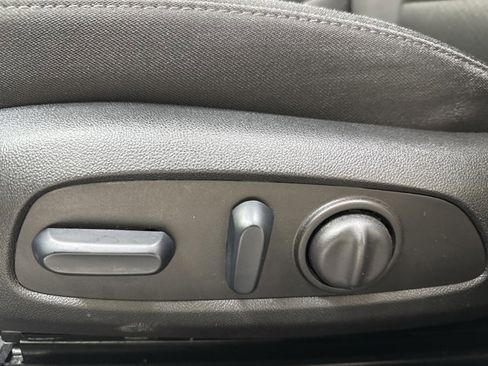 Used 2024 Chevrolet Malibu LT image 27