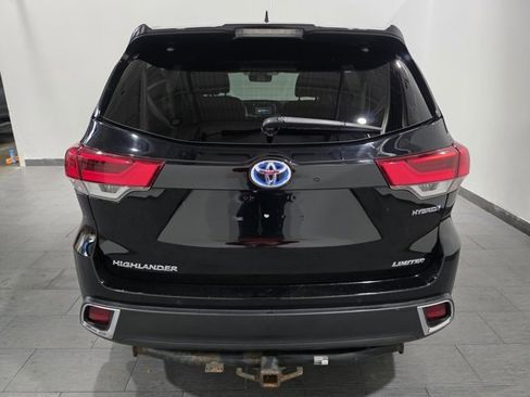 Used 2017 Toyota Highlander Limited image 4