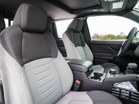 New 2026 Toyota Tacoma TRD Off-Road w/ TRD Off Road Upgrade Package image 13