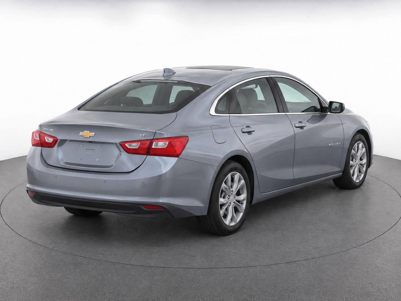 Used 2024 Chevrolet Malibu LT FWD image 6
