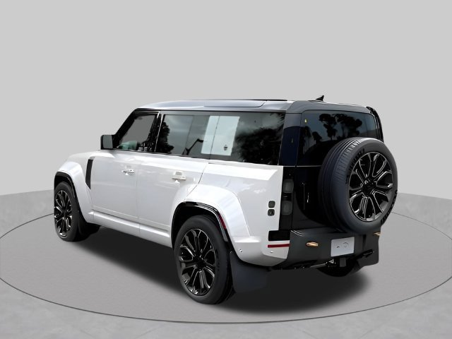 New 2026 Land Rover Defender 110 OCTA AWD/4WD image 13