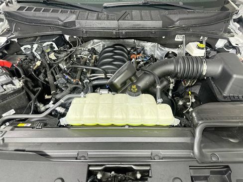 Used 2025 Ford F150 Lariat w/ Equipment Group 501A Mid AWD/4WD image 10
