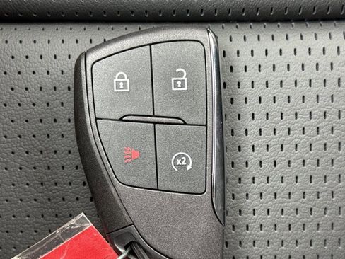 New 2026 GMC Canyon Denali image 27