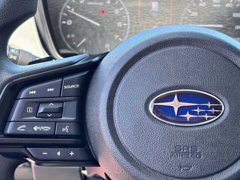 Used 2025 Subaru Crosstrek 2.5i Premium AWD/4WD image 19
