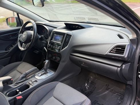 Used 2018 Subaru Crosstrek 2.0i Premium AWD/4WD image 16
