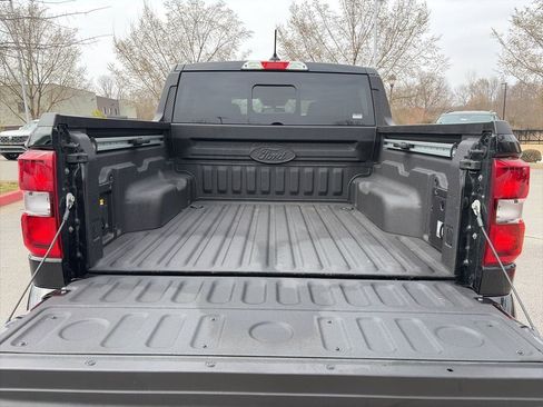 Used 2025 Ford Maverick Lobo AWD/4WD image 6