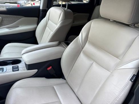 Used 2023 Nissan Murano SL w/ Cargo Package AWD/4WD image 10
