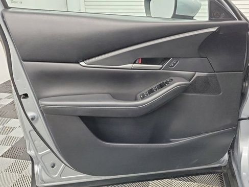 Used 2021 MAZDA CX-30 FWD 2.5 S w/ Select Package image 18