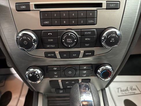Used 2012 Ford Fusion SE image 32