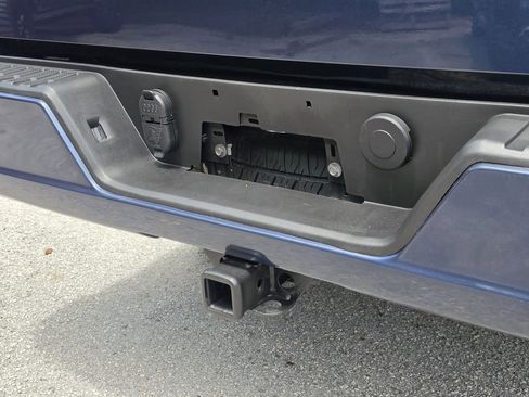 Used 2022 Chevrolet Silverado 1500 Custom RWD image 11