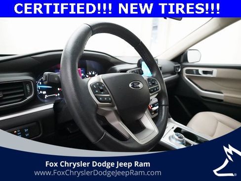Used 2021 Ford Explorer XLT w/ Equipment Group 202A image 8