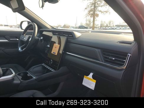 New 2026 GMC Terrain Elevation w/ Elevation Premium Package image 30