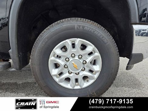 Used 2024 Chevrolet Silverado 2500 LTZ w/ LTZ Convenience Package AWD/4WD image 31