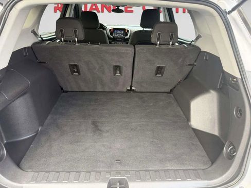 Used 2020 GMC Terrain SLE image 32