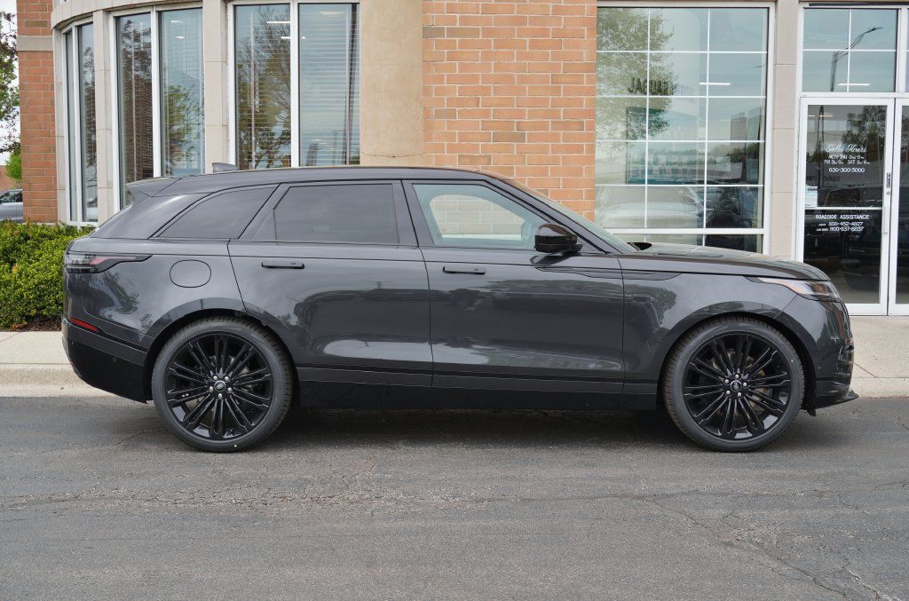 Used 2026 Land Rover Range Rover Velar Dynamic SE AWD/4WD image 7