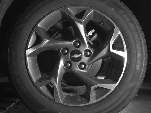 Used 2025 Chevrolet Trax LT image 14