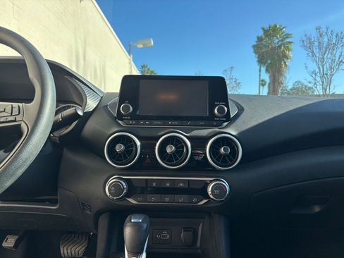 Used 2025 Nissan Sentra S image 17
