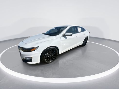 Used 2024 Chevrolet Malibu LT w/ Sport Edition image 4