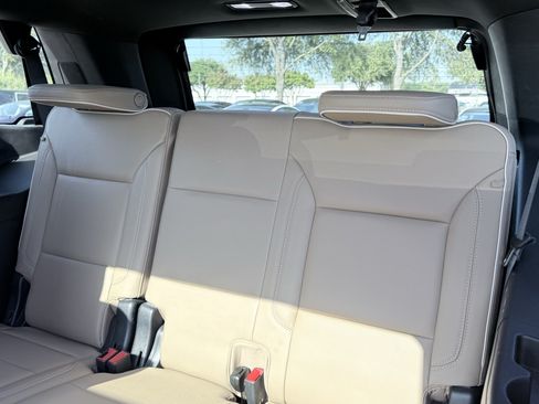 Used 2023 Chevrolet Tahoe Premier w/ Premium Package RWD image 37