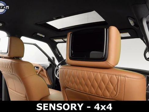 Used 2022 INFINITI QX80 Sensory image 18