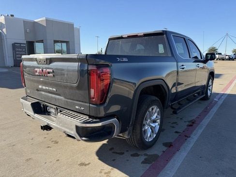 Used 2021 GMC Sierra 1500 SLT w/ X31 Off-Road Package image 4