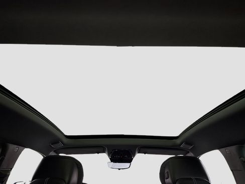 New 2026 Cadillac Optiq Luxury 1 image 23