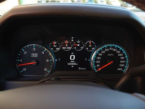 Used 2017 GMC Yukon Denali w/ Open Road Package AWD/4WD image 16