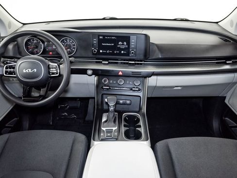 Certified 2023 Kia Carnival LX FWD image 28