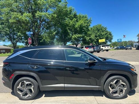 Used 2022 Hyundai Tucson Limited w/ Winter Package AWD/4WD image 4