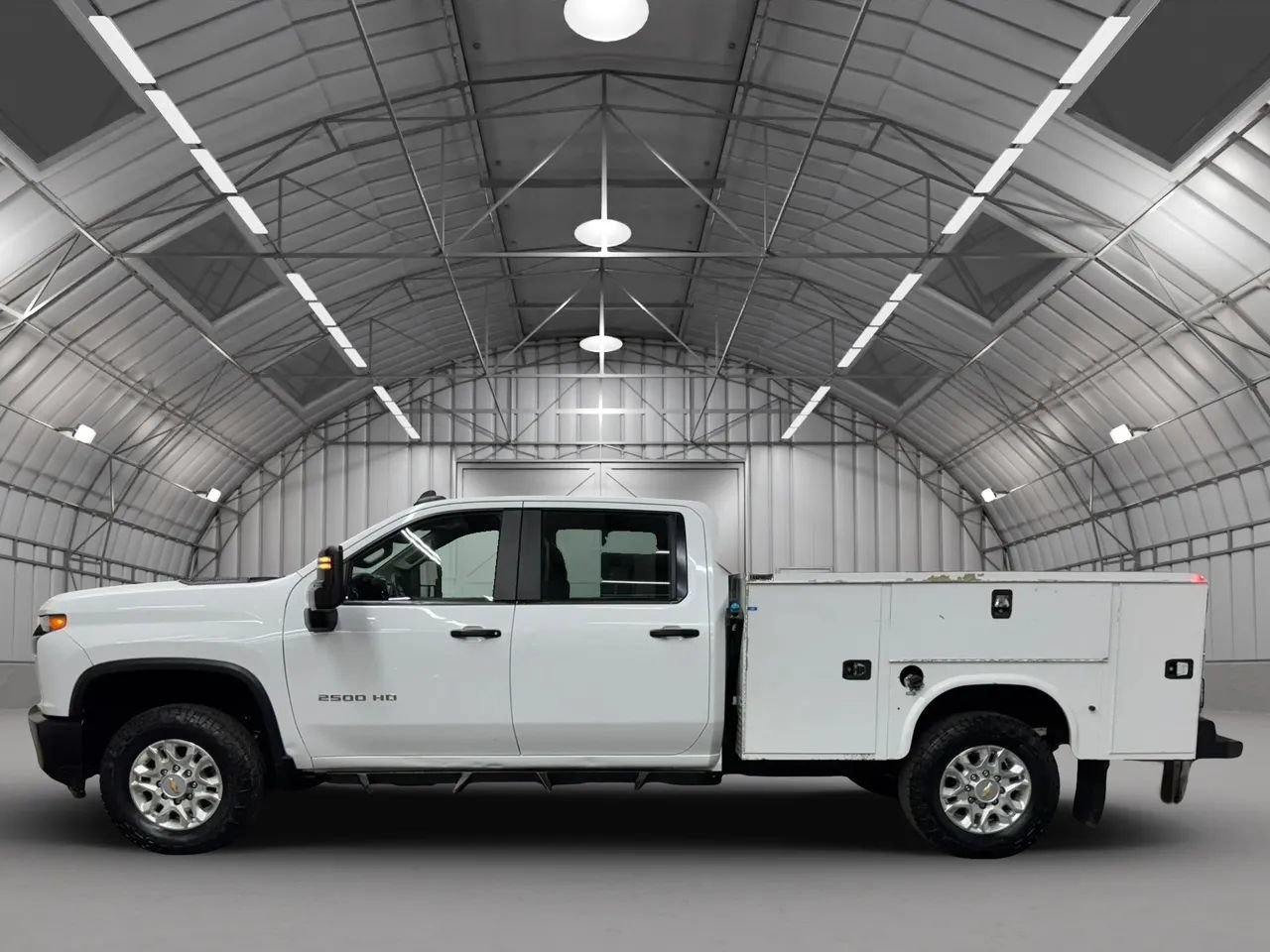Used 2021 Chevrolet Silverado 2500 W/T w/ WT Fleet Convenience Package AWD/4WD image 2