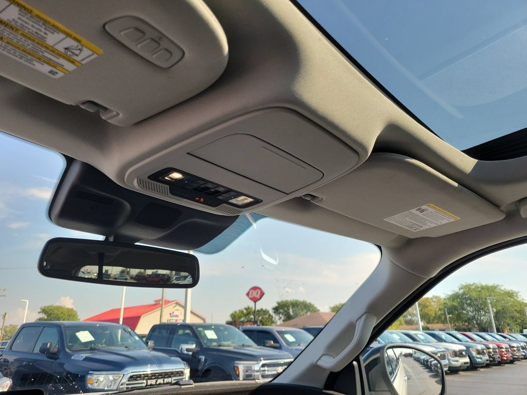 Certified 2025 Ford Expedition Max Active AWD/4WD image 30