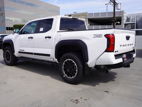 New 2026 Toyota Tacoma TRD Off-Road AWD/4WD image 7