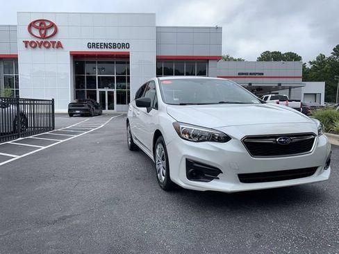 Used 2019 Subaru Impreza 2.0i w/ Eyesight AWD/4WD image 2