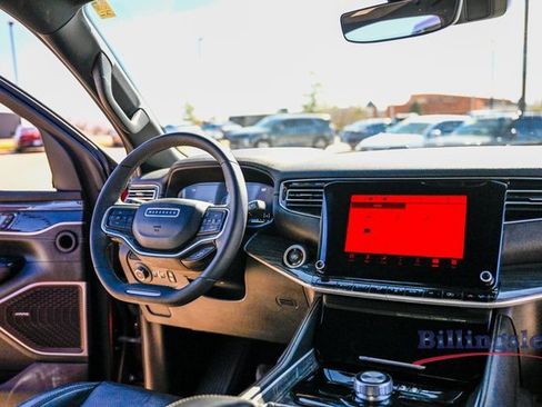 Used 2022 Jeep Wagoneer Series II image 15