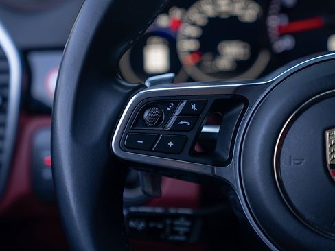 Certified 2023 Porsche Cayenne AWD/4WD image 7