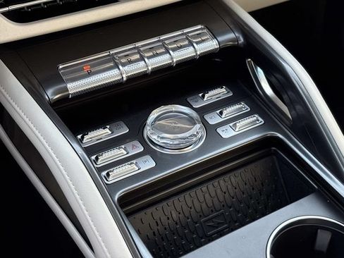 New 2026 Lincoln Nautilus Reserve AWD/4WD image 28