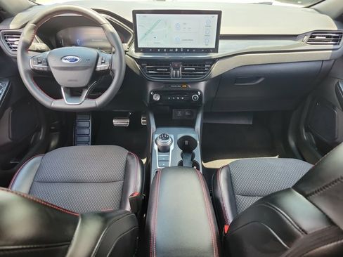 Used 2023 Ford Escape ST-Line w/ Tech Pack #1 AWD/4WD image 10