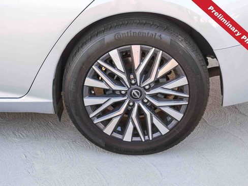 Used 2023 Nissan Altima 2.5 SV FWD image 9