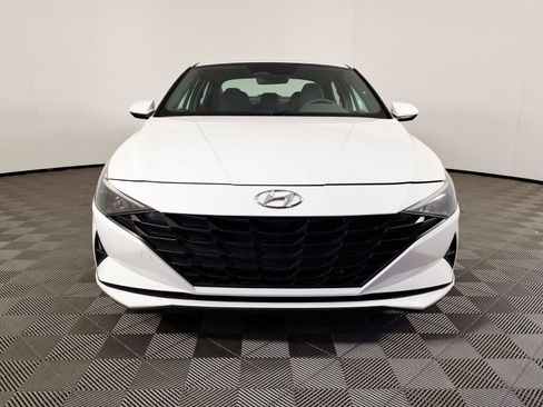 Certified 2023 Hyundai Elantra Blue FWD image 2