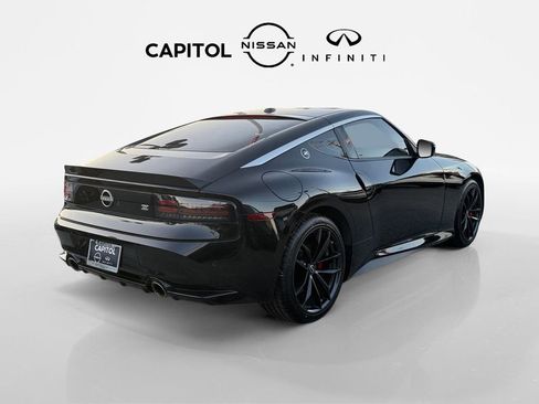 Used 2024 Nissan Z Performance w/ Floor Mat Package image 5