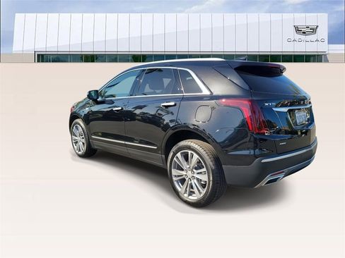 Used 2025 Cadillac XT5 Premium Luxury image 6